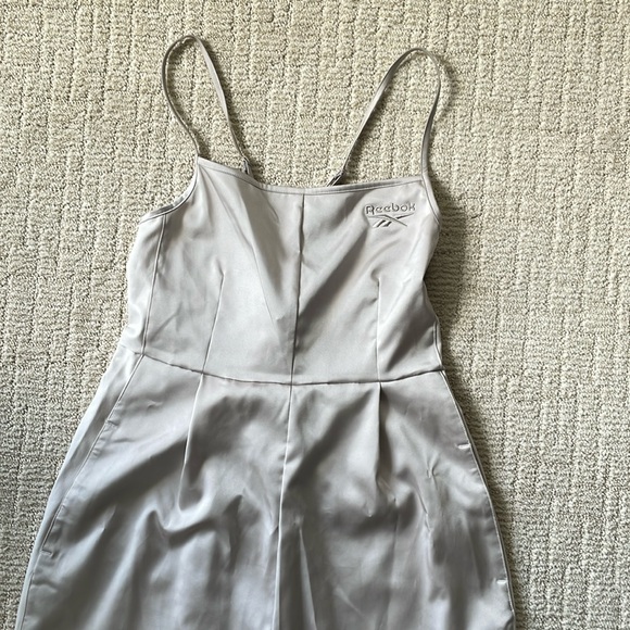 Reebok champagne satin jumpsuit - Picture 2 of 13